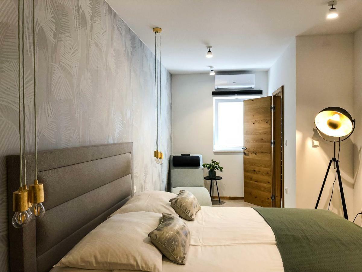 Apartments Melani Hvar 赫瓦尔 外观 照片
